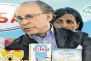 Ruiz-Mateos, en los Juzgados de Palma tras dormir en los calabozos