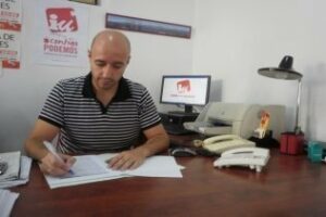 IU considera "inaceptable" la cláusula de despido del exgerente de ALGESA