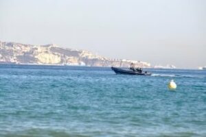 Landaluce asegura que España "no puede aceptar" las licencias de pesca de Gibraltar