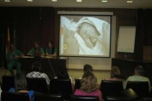 El Hospital inicia una campaña para garantizar la intimidad y el descanso de las gestantes y sus bebés