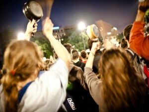 El 15M se manifiesta este sábado contra la deuda "cacerola en mano", también en la Plaza Alta