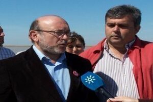 García lamenta la visión "provinciana e interesada" del PP sobre los PGE