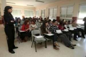 La Anunciata de León aparta "definitiva e irrevocablemente" al profesor implicado en pornografía infantil