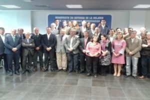 Los personajes: Los de la foto, el Campo de Gibratar