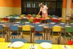 Denuncian la carencia de personal de la Junta en centros de nuestra comarca