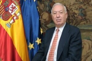 Margallo recibirá la insignia de oro de Algeciras