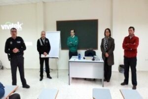 Inaugurado el curso sobre técnicas de reanimacion cardiovascular y uso del desfibrilador