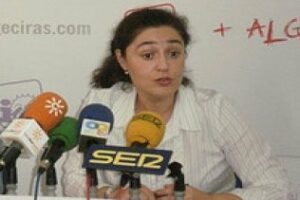 Inmaculada Nieto recibe la insignia de plata de Sindicato Unificado de Policía