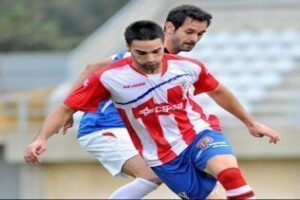 El Algeciras rompe su racha invicta frente al San Roque de Yiyi (1-2)