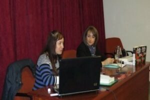 Ahna Sthauros presenta su libro "La doncella de la sangre"