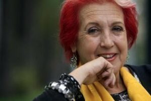 Rosa María Calaf hablará en la UNED sobre "Tiempos de eufemismos; La verdad disfrazada"