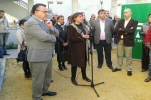 La Junta entrega las llaves de las 64 viviendas públicas de La Piñera Alta