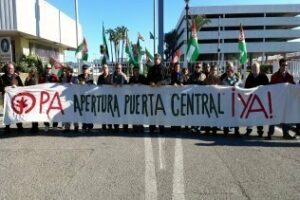 Los andalucistas piden la apertura total del acceso central del puerto
