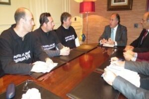 El alcalde apoya las reivindicaciones del Puerta del Mar