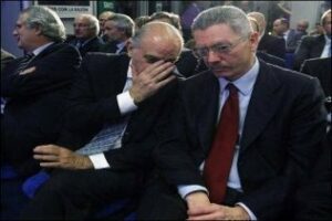 Incómoda: Los jueces, ¿hartos de los indultos del Gobierno? Van 468 en el 2012