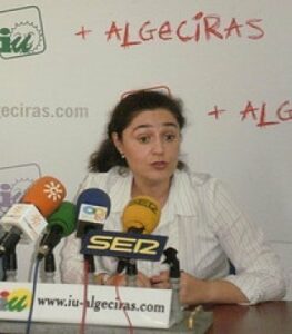 IU acusa al alcalde de "bunquerizar" las bibliotecas por inseguridad