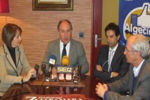 La zambombá jerezana del Florida recaudará fondos para el comedor "Padre Cruceyra"