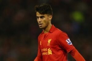 Multan al algecireño Suso, del Liverpool, por llamar "gay" a José Enrique en Twitter