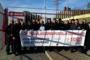 Las contratas de refinería se concentran contra los despidos en Kaefer