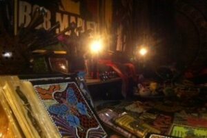 Cortan la luz al mercadillo navideño de Menéndez Tolosa