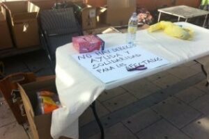 Solidaridad por parte de los ciudadanos y silencio del ayuntamiento"