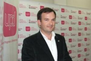 UPyD insta al Ayuntamiento a que cancele sus cuentas en la oficinas financieras que desahucien a residentes en Algeciras