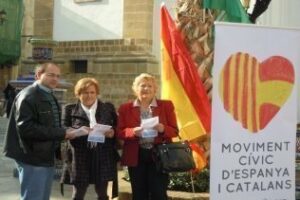 La Plaza Alta es el escenario de la concentración del Moviment Civic D'Espanya i Catalans
