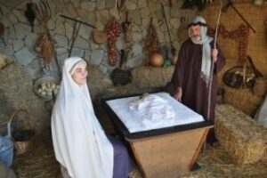 Treinta chozos y 150 figurantes los días 6,7,14,21 en el Belen de Pelayo 2014