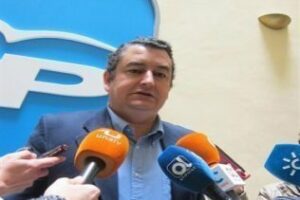 Sanz (PP) propone una "alianza y una coalición de todos por el Campo de Gibraltar"