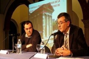 Aula abierta" se centra en la crisis de la República