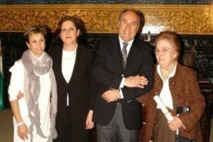 Mercedes Morillo, María Peña y María Teresa Blanco reciben las distinciones a "Mujer Empresaria del Año"