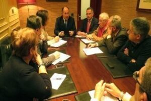 La Bronca: A los que juegan con la Feria Real