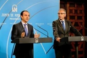 La Junta fija un máximo de diez festivos al año de libre apertura