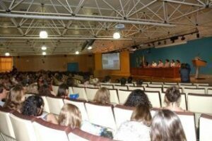 Junta dice que no debe "ni un sólo euro" de Erasmus