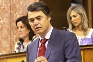 Rojas (PP) destaca el trabajo de los parlamentarios gaditanos, con 520 iniciativas presentadas