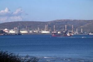 CCOO exige más inspecciones en el Petroquímico tras un nuevo accidente laboral