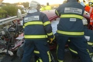 Grave accidente en la A-381 entre un trailer y turismo que circulaba en dirección contraria