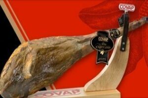 Absurdas: Dos detenidos por robar de un restaurante el jamón que habían probado media hora antes