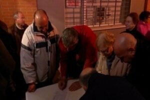 La Plataforma de los Colectores recoge 400 firmas en dos horas