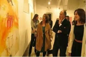 Rosa Beiroa muestra en la sala Ramón Puyol" su particular visión sobre el cuerpo femenino