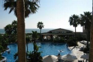 Ultimas plazas confirmadas para Fin de semana de los enamorados todo incluido, en Barrosa Park y al mejor precio