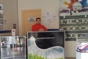 Emprendedores. "Me quedé en paro, tenía ahorrado para comprar una casa, pero decidí montar mi negocio"