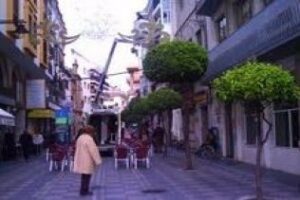 CCOO denuncia ante la inspección los trabajos de colocación del alumbrado de carnaval