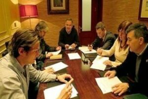 La Junta de Portavoces acuerda la celebración de un pleno extraordinario el próximo lunes