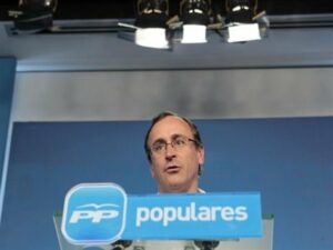 Alonso (PP), sobre la demanda de Bárcenas por despido improcedente: "Me parece todo un disparate"