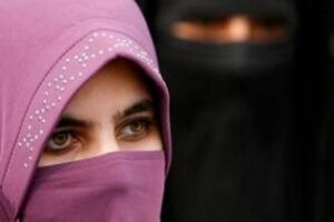 Condenan a 100 latigazos a una adolescente violada en Maldivas