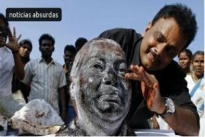 Absurdas: Crea una escultura con su propia sangre