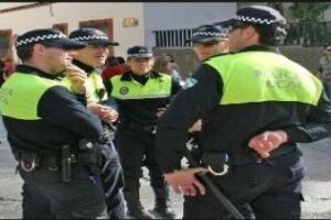 La Policía Local localiza a siete menores fuera de sus institutos en horario escolar