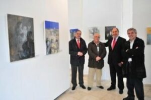 El alcalde inaugura en la Escuela de Arte la exposición-homenaje al profesor Juan Torres
