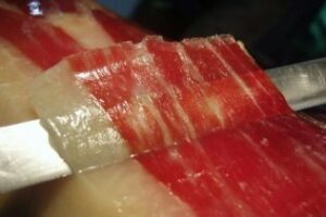 De lunes a domingo.Por Unodaqui: Feria, ultimátum a Mancomunidad y jamón a 250 /kilo